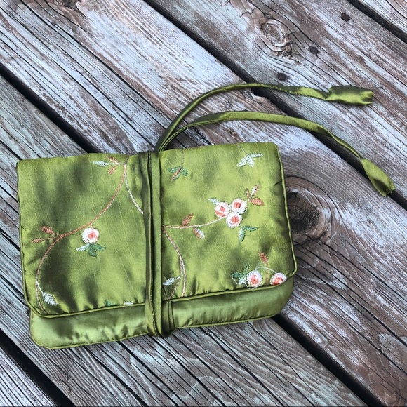 Makeup Bag 💄 - Picture 14 of 14